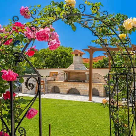 Erasmia- House 1 Ground Floor Feriehus *